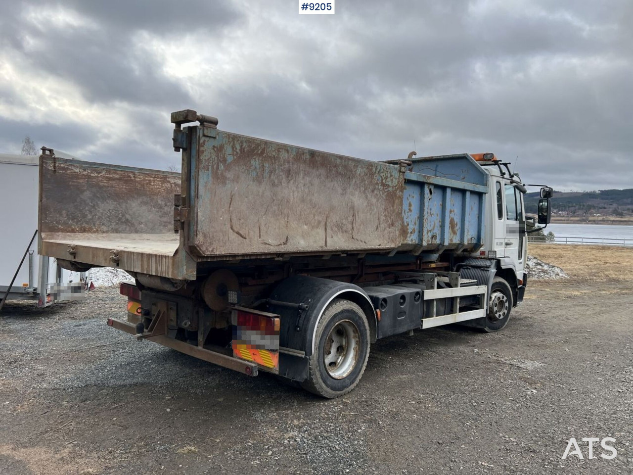 Camion ampliroll Volvo FL 6 4X2 Truncated hooklift with flatbed: photos 12