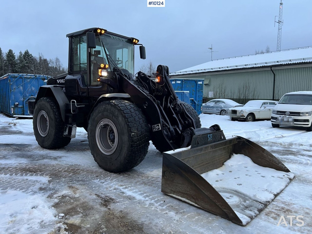 Volvo L90 F Wheel Loader with Bucket (VIDEO) - Chargeuse sur pneus: photos 2 Volvo L90 F Wheel Loader with Bucket (VIDEO) - Chargeuse sur pneus: photos 2
