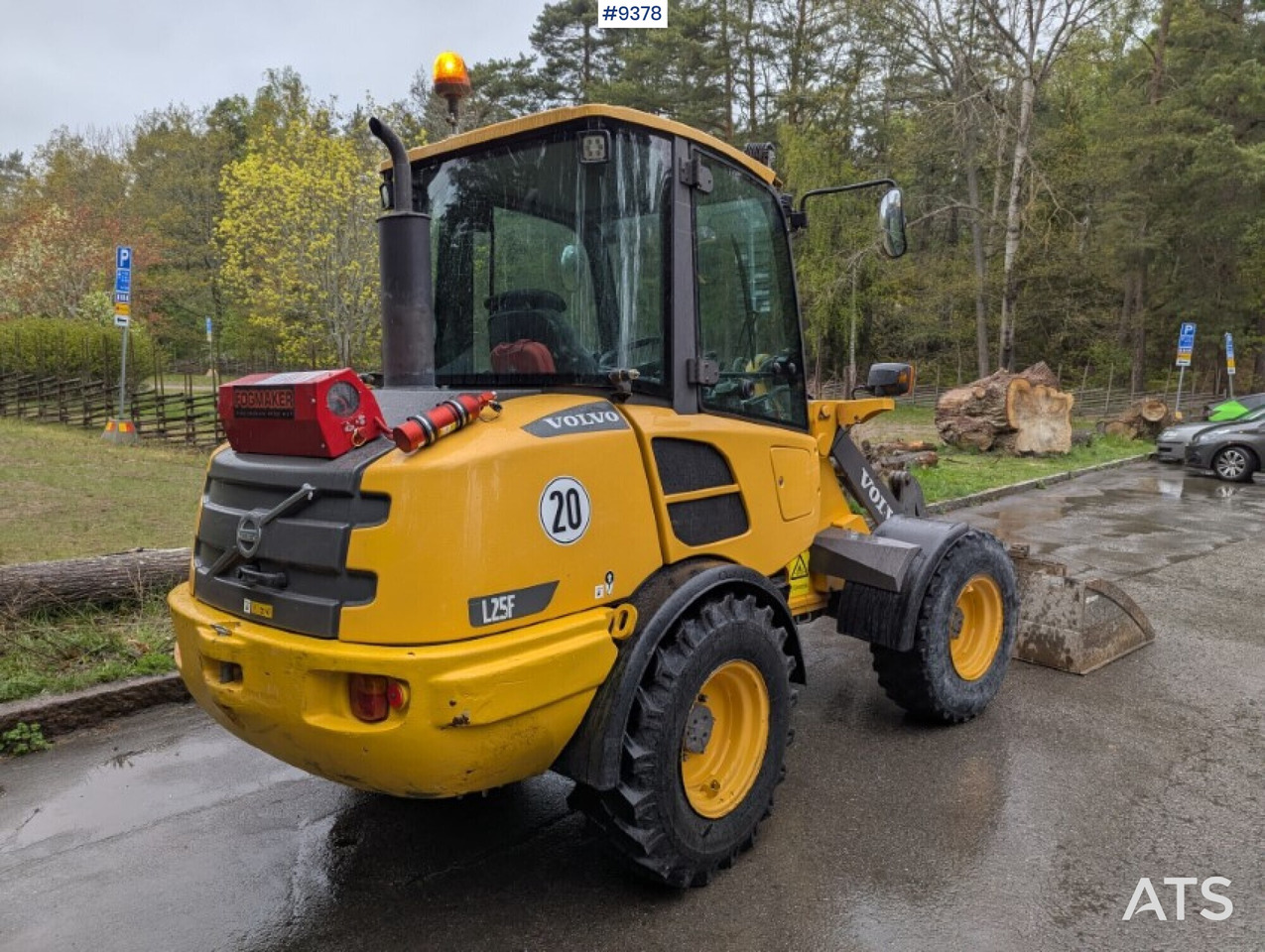 Wheel loader Volvo L25F with attachments (SEE VIDEO) - Chargeuse sur pneus: photos 4 Wheel loader Volvo L25F with attachments (SEE VIDEO) - Chargeuse sur pneus: photos 4