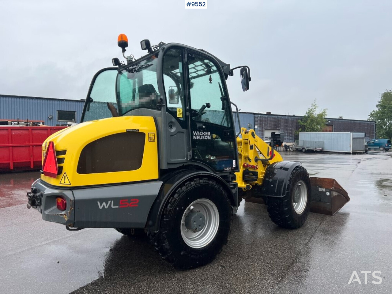 Wheel loader Wacker Neuson WL52 gears and tool stand - Chargeuse sur pneus: photos 3 Wheel loader Wacker Neuson WL52 gears and tool stand - Chargeuse sur pneus: photos 3