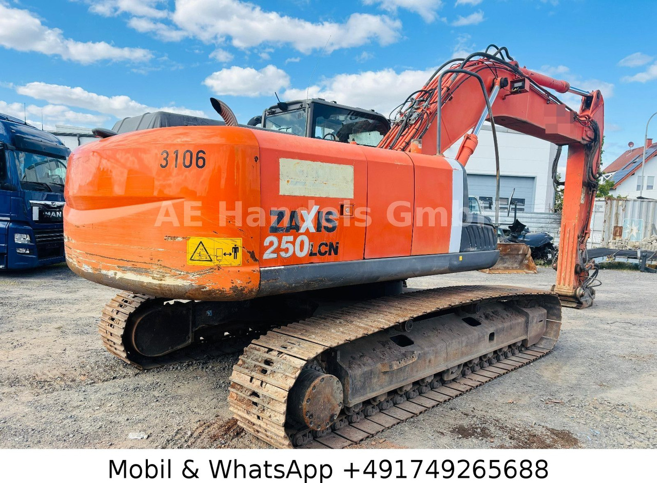 Hitachi ZX250LCN-3 *16.800 STD/Monoausleger/OilQuick - Pelle sur chenille: photos 5 Hitachi ZX250LCN-3 *16.800 STD/Monoausleger/OilQuick - Pelle sur chenille: photos 5