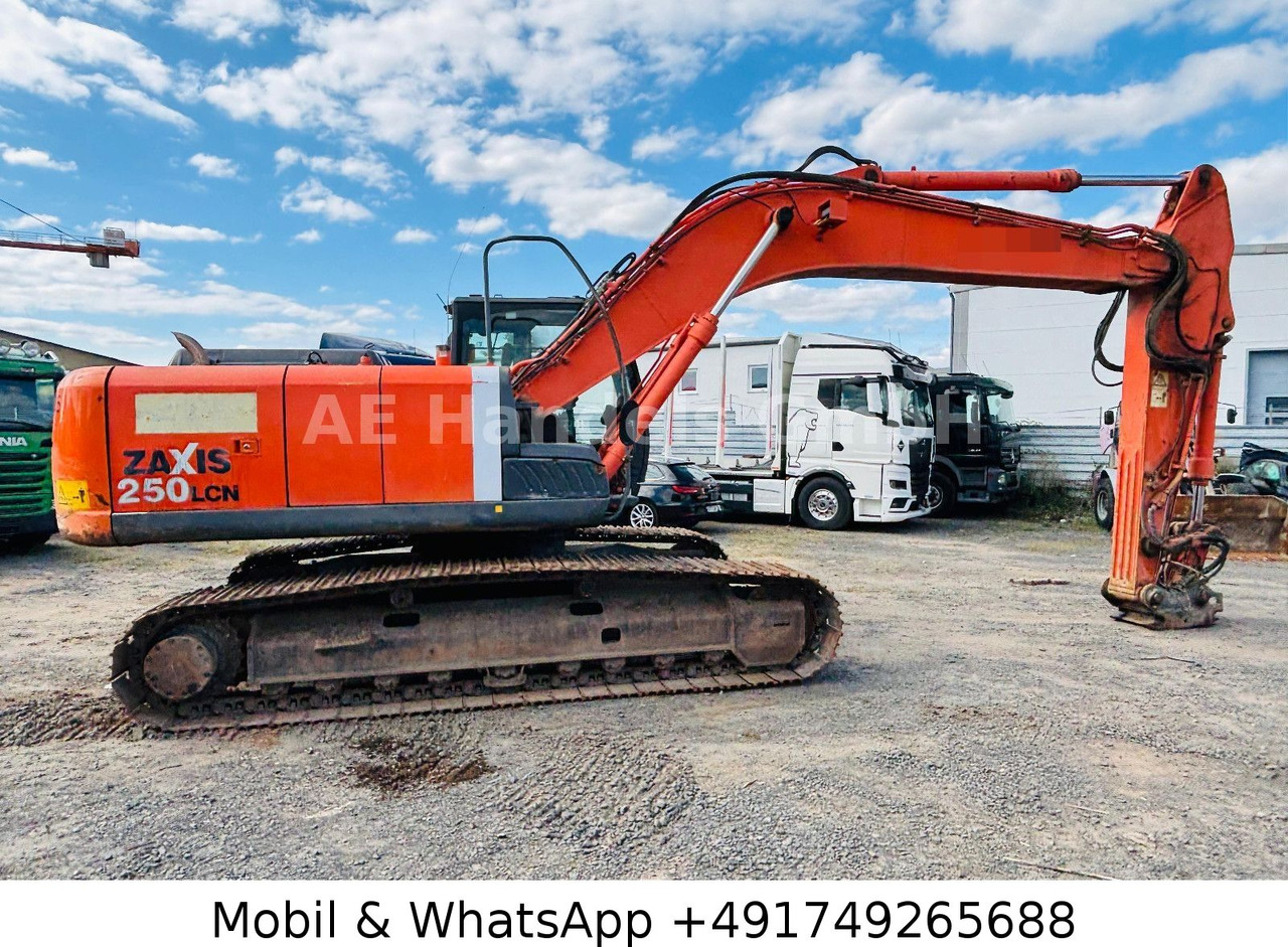 Hitachi ZX250LCN-3 *16.800 STD/Monoausleger/OilQuick - Pelle sur chenille: photos 3 Hitachi ZX250LCN-3 *16.800 STD/Monoausleger/OilQuick - Pelle sur chenille: photos 3