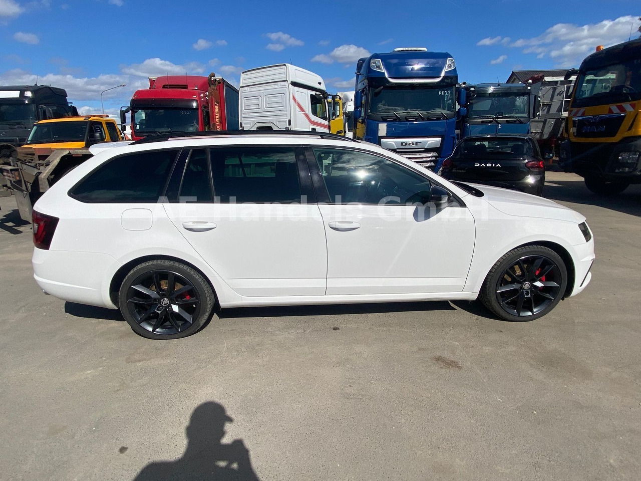 Skoda Octavia VRS Kombi 2.0 TDI *ACC/PDC/LED/1.Hand/HU - Voiture break: photos 2 Skoda Octavia VRS Kombi 2.0 TDI *ACC/PDC/LED/1.Hand/HU - Voiture break: photos 2