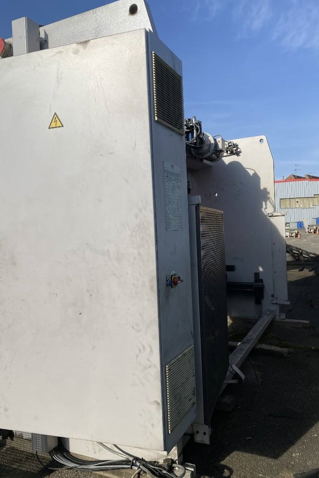 BEYELER Presse/Plieuse PR6 2000KNx4100MM endommagé - Presse plieuse: photos 4 BEYELER Presse/Plieuse PR6 2000KNx4100MM endommagé - Presse plieuse: photos 4