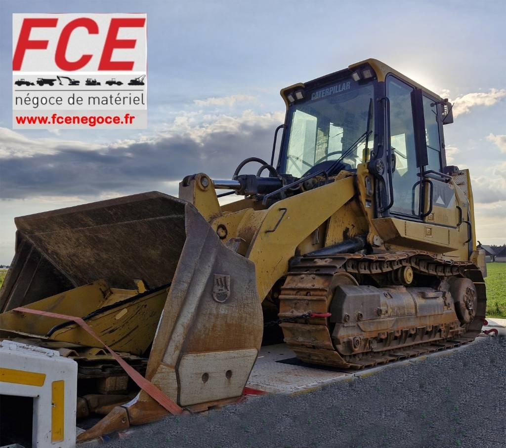 CAT 953 D A REPARER *TO REPAIR*ZU REPARIEREN - Chargeuse sur chenilles: photos 1 CAT 953 D A REPARER *TO REPAIR*ZU REPARIEREN - Chargeuse sur chenilles: photos 1