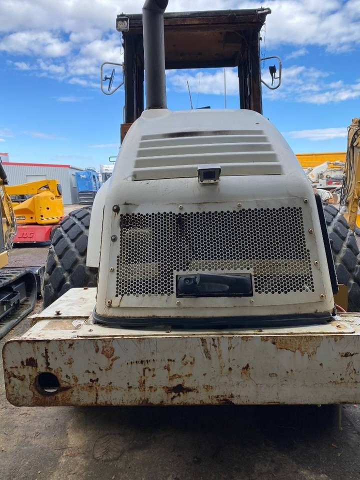 CAT CS-563E Origine Française /Certificat CE endommagé - Compacteur à pieds de mouton/ Monocylindre: photos 5 CAT CS-563E Origine Française /Certificat CE endommagé - Compacteur à pieds de mouton/ Monocylindre: photos 5