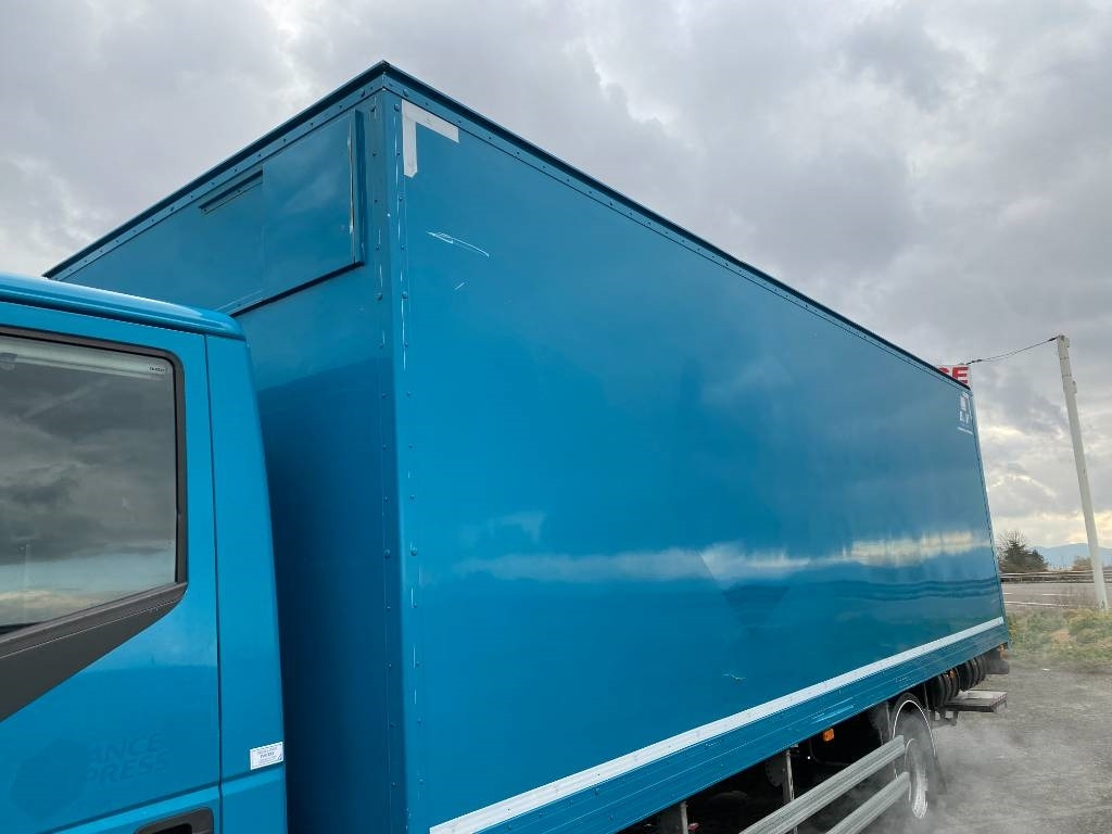Camion fourgon Iveco EuroCargo 120/210 e6 Turbo Hors /Service: photos 36