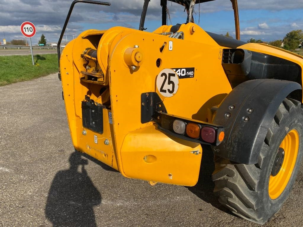 Chariot télescopique JCB 540-140 -1er Main endommagé: photos 30 Chariot télescopique JCB 540-140 -1er Main endommagé: photos 30