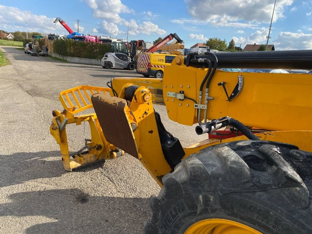 Chariot télescopique JCB 540-140 -1er Main endommagé: photos 19 Chariot télescopique JCB 540-140 -1er Main endommagé: photos 19