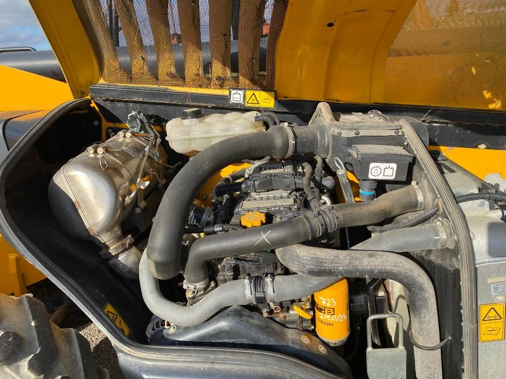 Chariot télescopique JCB 540-140 -1er Main endommagé: photos 36 Chariot télescopique JCB 540-140 -1er Main endommagé: photos 36