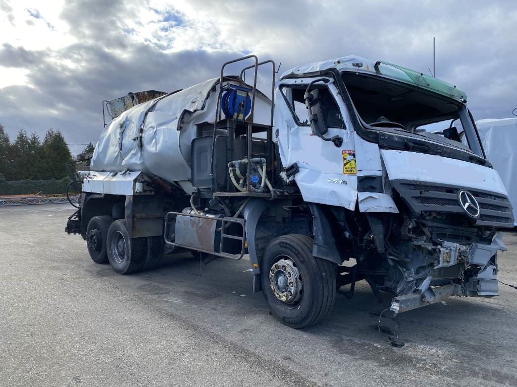 Mercedes-Benz ACTROS Mp2 2536/6x2 BVM -ACMAR CRAON Z12341 - Camion citerne: photos 3 Mercedes-Benz ACTROS Mp2 2536/6x2 BVM -ACMAR CRAON Z12341 - Camion citerne: photos 3