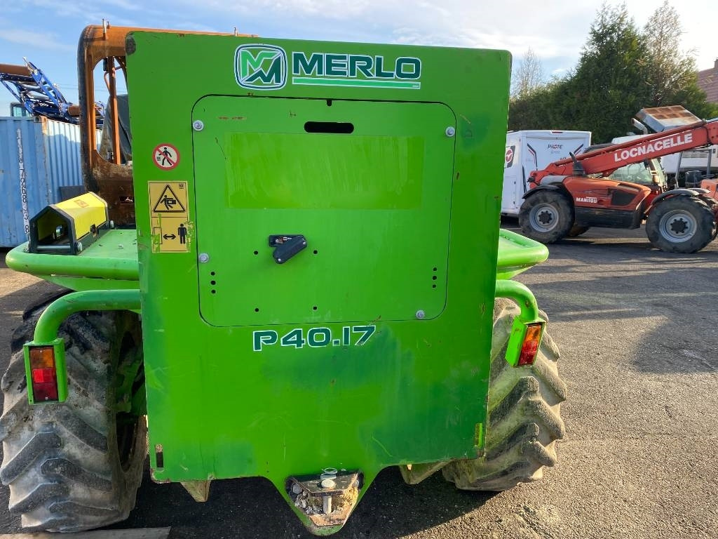 Chariot télescopique Merlo P40.17 / 1er Main endommagé: photos 28 Chariot télescopique Merlo P40.17 / 1er Main endommagé: photos 28