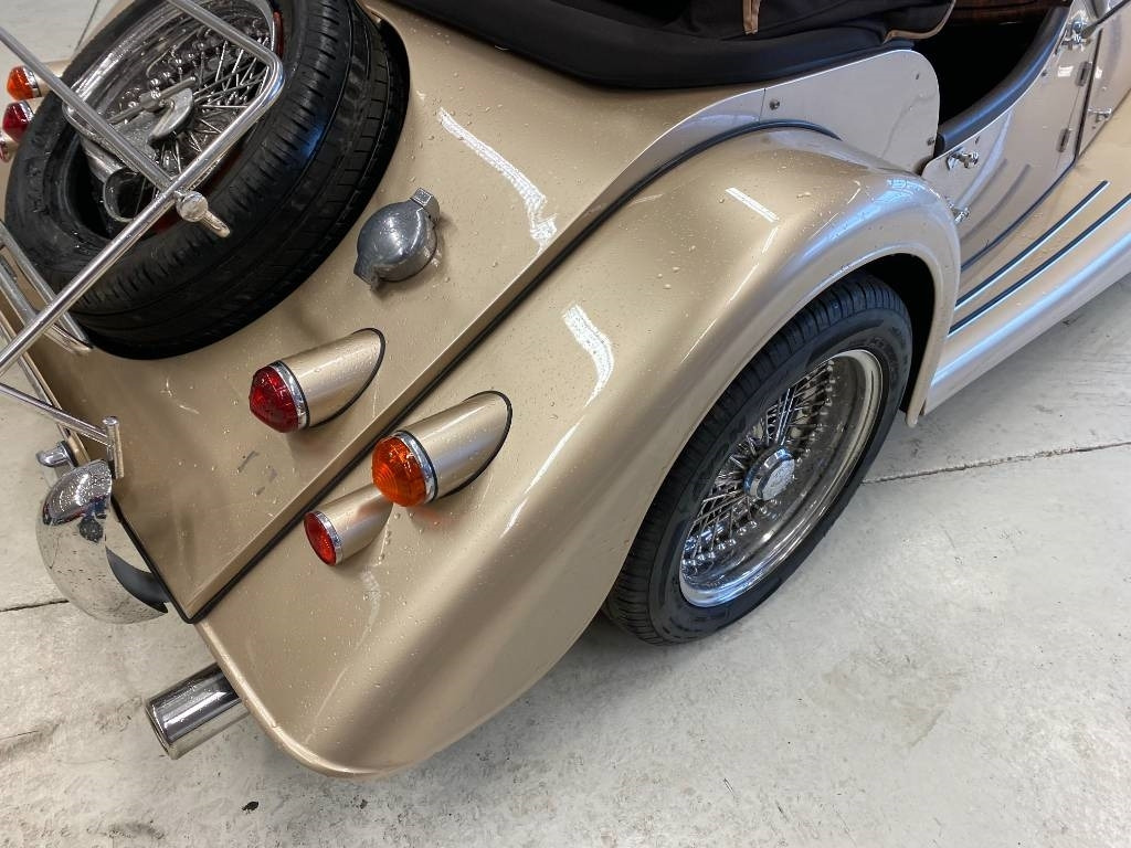 Cabriolet Morgan Roadster 3.7i/Ford V6 Boite manuelle endommagé: photos 33 Cabriolet Morgan Roadster 3.7i/Ford V6 Boite manuelle endommagé: photos 33