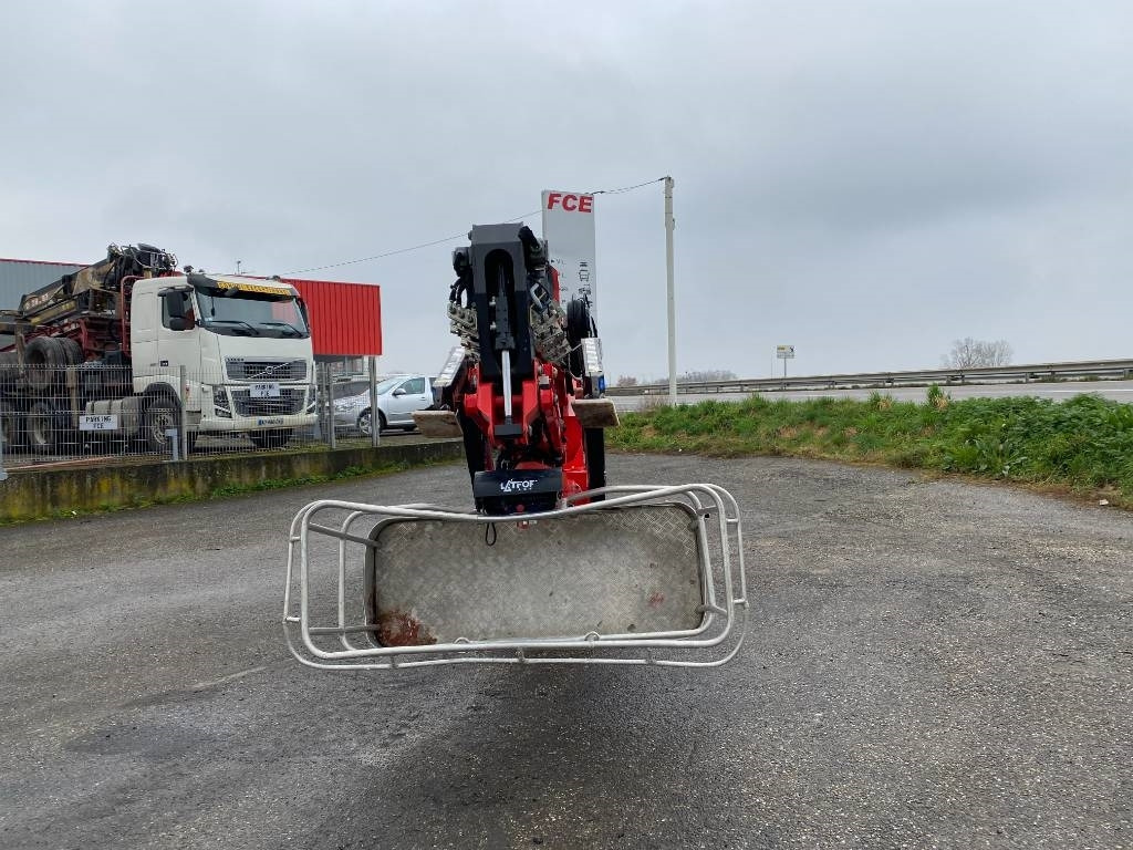 Platform Basket SPIDER 30T /1er Main-Origine Française endommagée - Nacelle télescopique: photos 3 Platform Basket SPIDER 30T /1er Main-Origine Française endommagée - Nacelle télescopique: photos 3