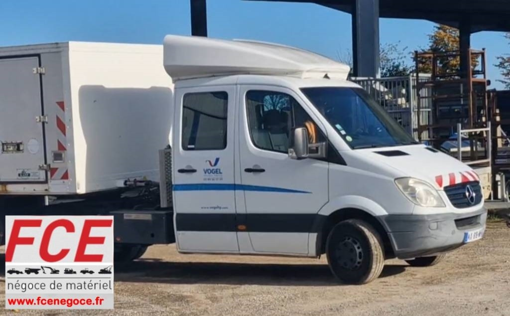 Mercedes-Benz Sprinter 519 CDI - Tracteur routier: photos 1 Mercedes-Benz Sprinter 519 CDI - Tracteur routier: photos 1