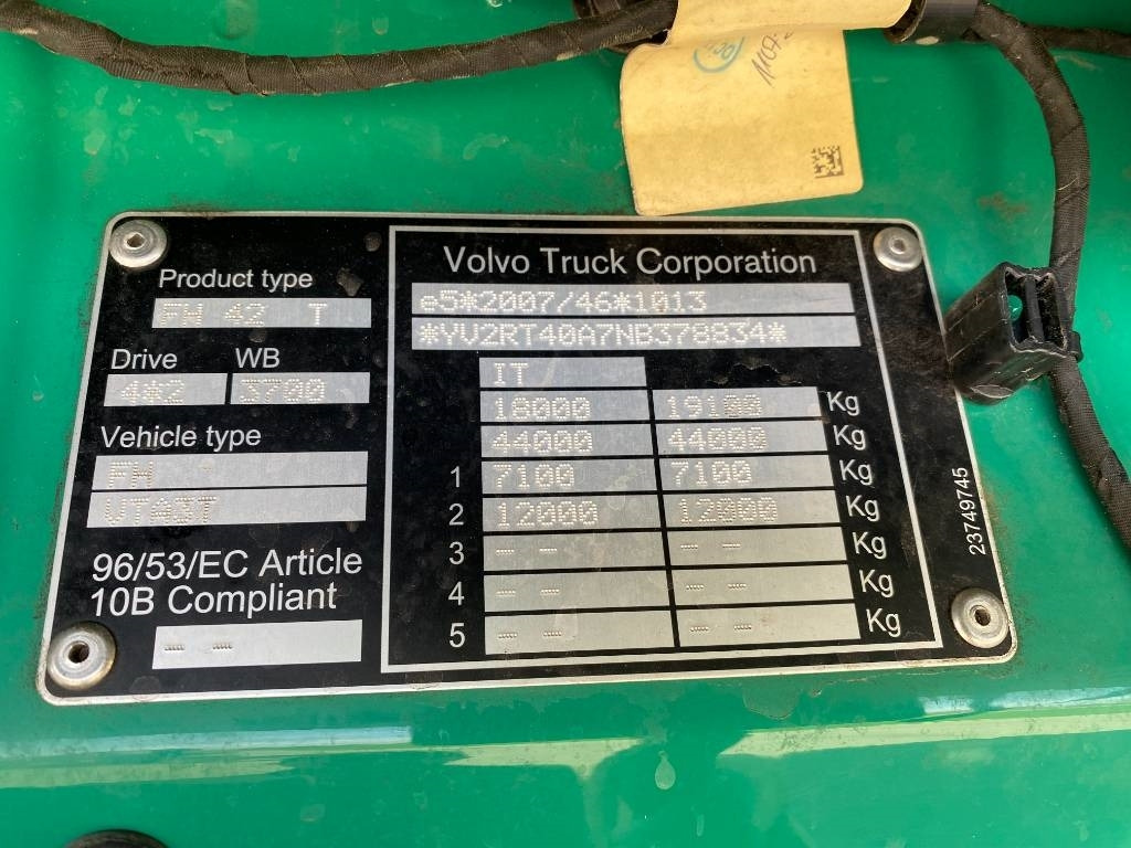 Tracteur routier Volvo FH 500 I-save GLOBETROTTER 1er Main endommagé: photos 9
