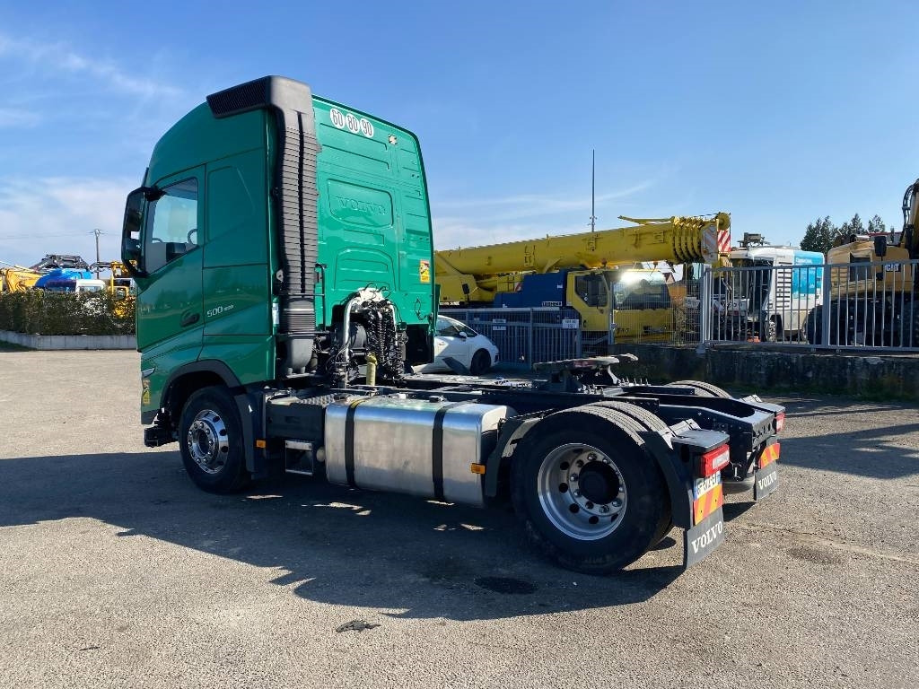 Tracteur routier Volvo FH 500 I-save GLOBETROTTER 1er Main endommagé: photos 6