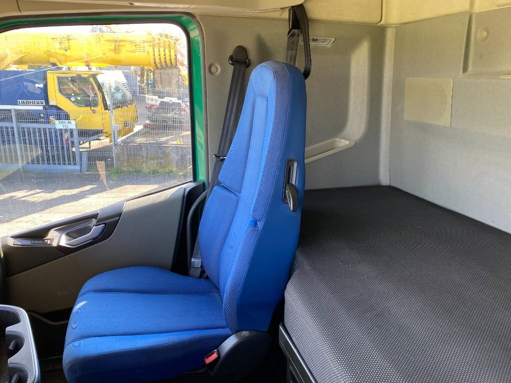 Tracteur routier Volvo FH 500 I-save GLOBETROTTER 1er Main endommagé: photos 39