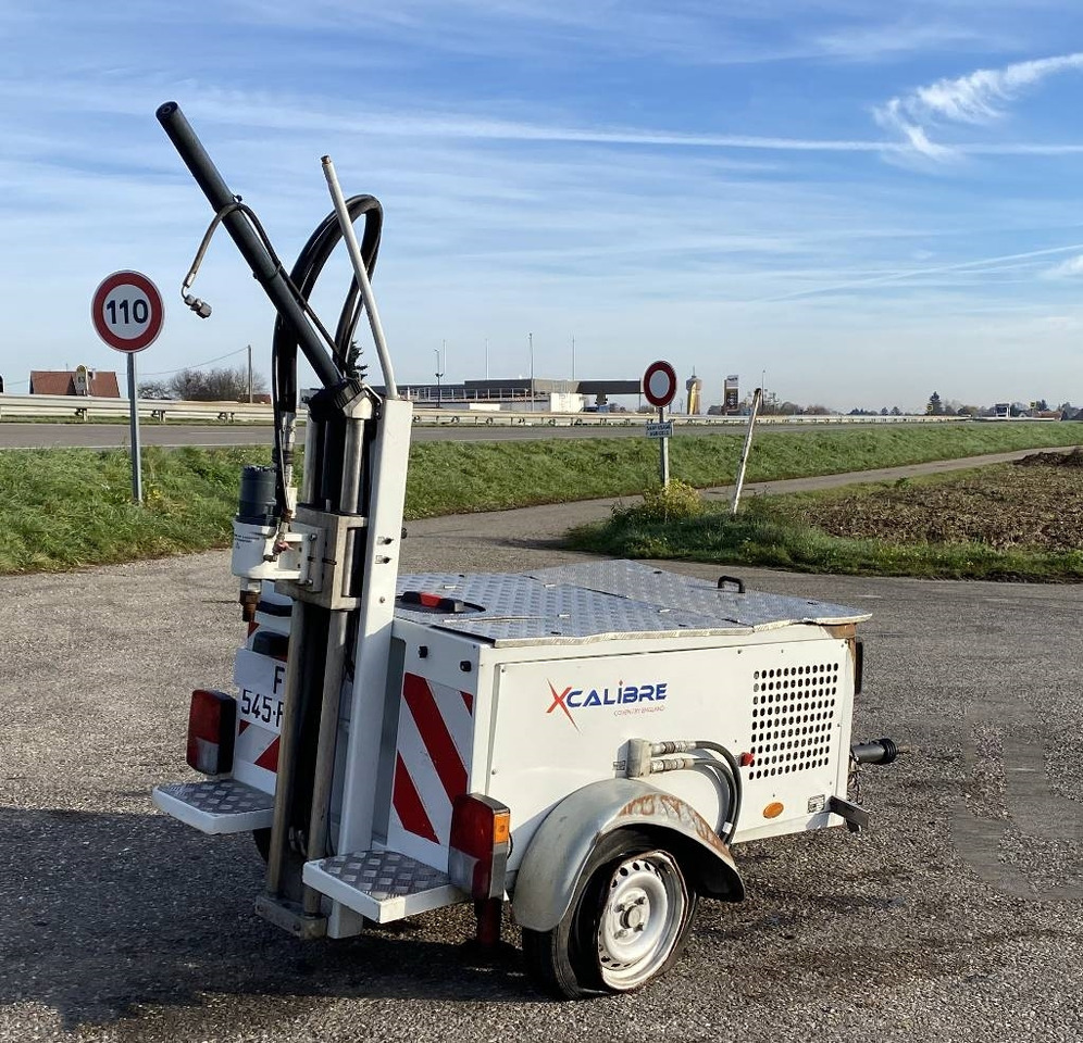 X CALIBRE T4P 1er Main endommagée - Foreuse: photos 4 X CALIBRE T4P 1er Main endommagée - Foreuse: photos 4