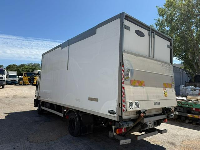 Camion frigorifique Iveco 120E22 CAISSE FRIGO HAYON: photos 7
