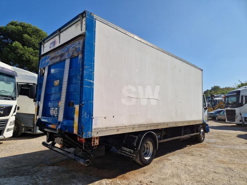 Renault DCI 220 - Camion fourgon: photos 3 Renault DCI 220 - Camion fourgon: photos 3