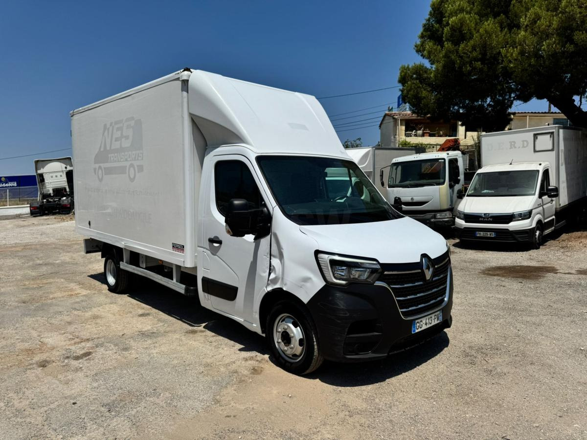 Renault Master 2.5 DCI 150 - Fourgon grand volume: photos 3 Renault Master 2.5 DCI 150 - Fourgon grand volume: photos 3