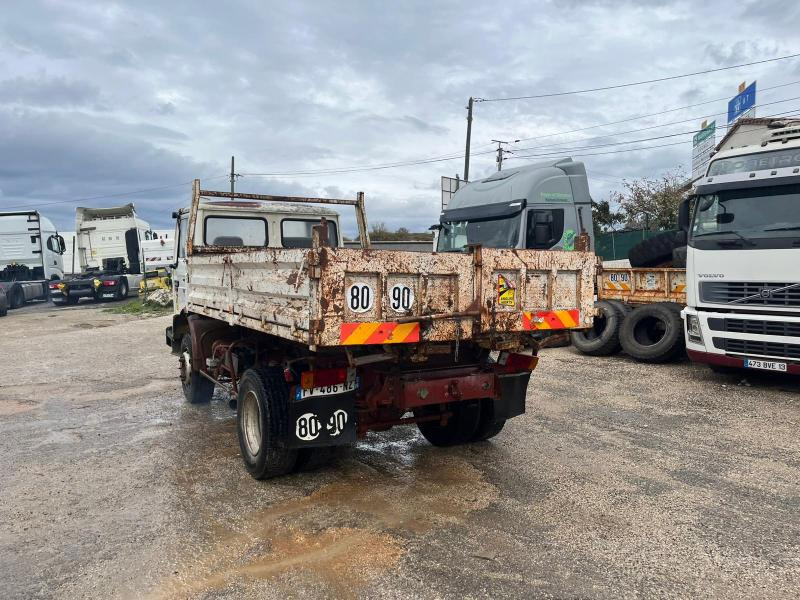 Renault Midliner 140 - Camion benne: photos 4 Renault Midliner 140 - Camion benne: photos 4