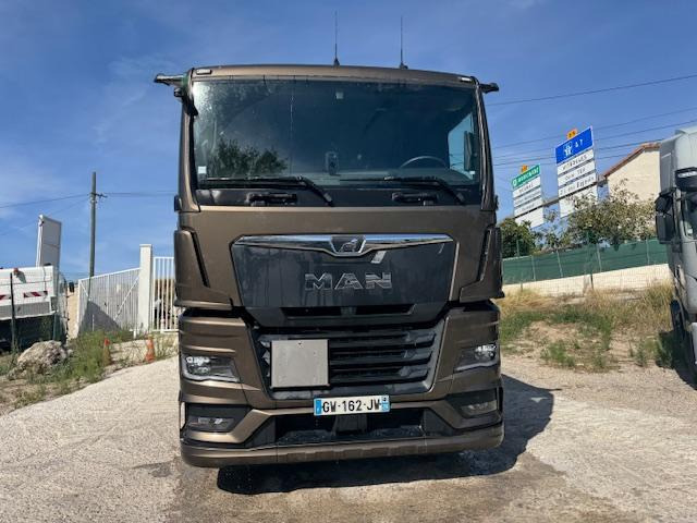 MAN TGX 18-520 ADR 2 - Tracteur routier: photos 2 MAN TGX 18-520 ADR 2 - Tracteur routier: photos 2