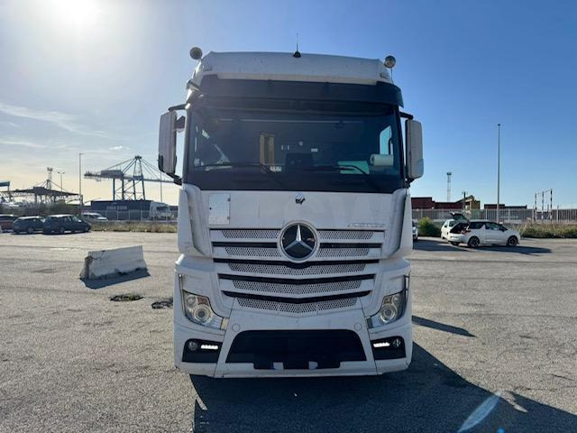 Mercedes ACTROS 1853 - Tracteur routier: photos 2 Mercedes ACTROS 1853 - Tracteur routier: photos 2