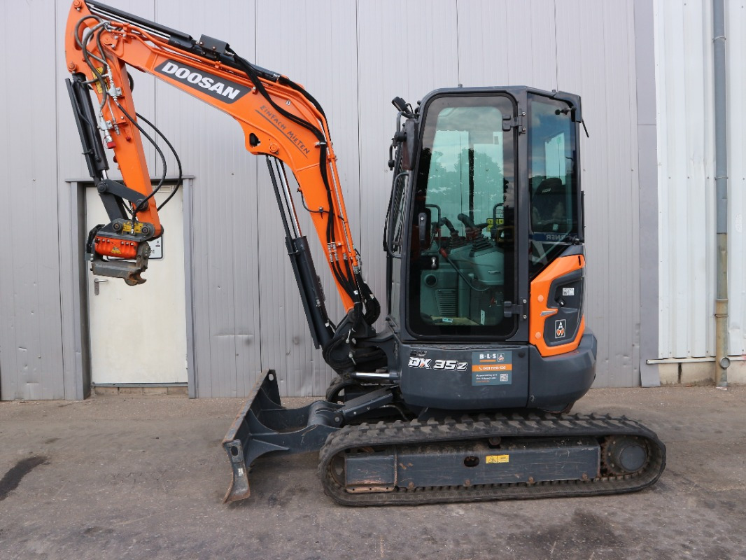 Doosan DX35Z-7 - Mini pelle: photos 2 Doosan DX35Z-7 - Mini pelle: photos 2