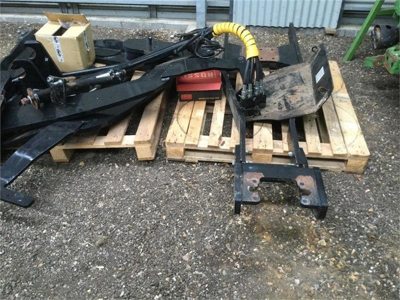 Ålö Quicke BESLAGSÆT Til Q8 læsser - Chargeur frontal pour tracteur: photos 1 Ålö Quicke BESLAGSÆT Til Q8 læsser - Chargeur frontal pour tracteur: photos 1