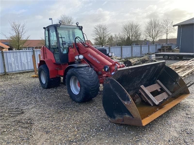 Schäffer 9630T - Chargeuse sur pneus télescopique: photos 2 Schäffer 9630T - Chargeuse sur pneus télescopique: photos 2