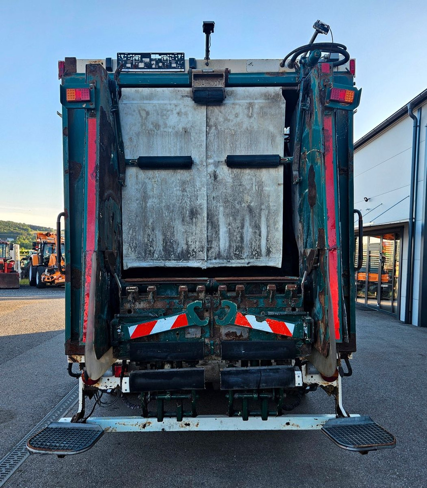 MAN TGS 28.360 MUT FAUN Variopress EEV - Benne à ordures ménagères: photos 4 MAN TGS 28.360 MUT FAUN Variopress EEV - Benne à ordures ménagères: photos 4