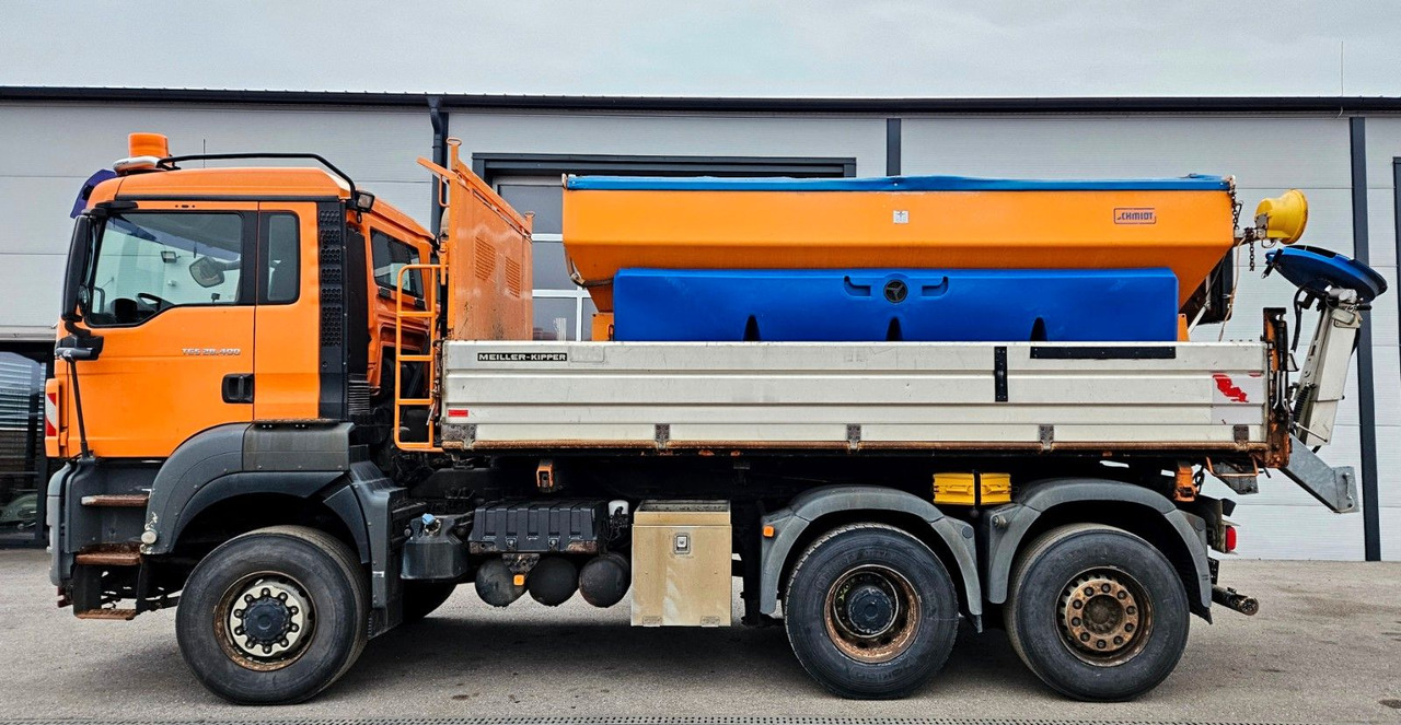 MAN TGS 28.400 6x4-4 BL Winterdienst Schmidt Euro5 - Camion benne: photos 2 MAN TGS 28.400 6x4-4 BL Winterdienst Schmidt Euro5 - Camion benne: photos 2