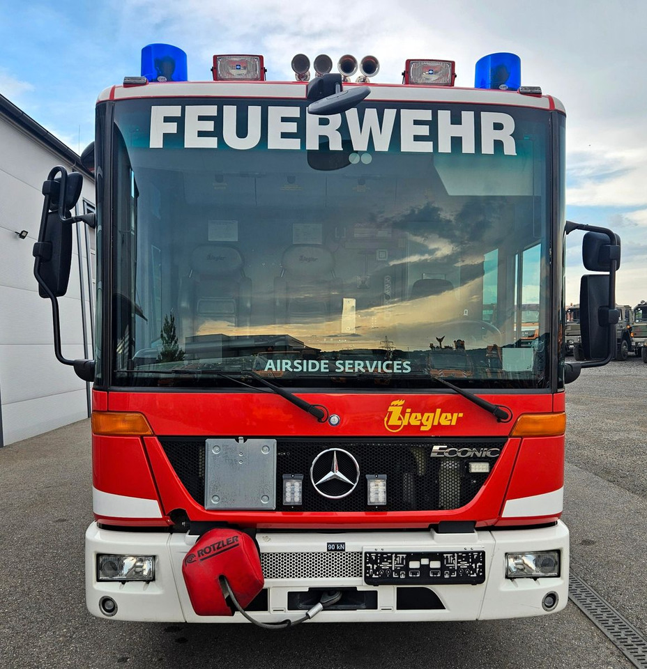 Camion de pompier Mercedes-Benz 1829 Feuerwehr Ziegler RLF 2000/300 TLF Winde: photos 7
