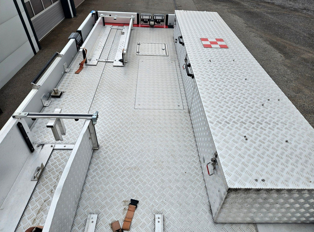 Camion de pompier Mercedes-Benz 1829 Feuerwehr Ziegler RLF 2000/300 TLF Winde: photos 14