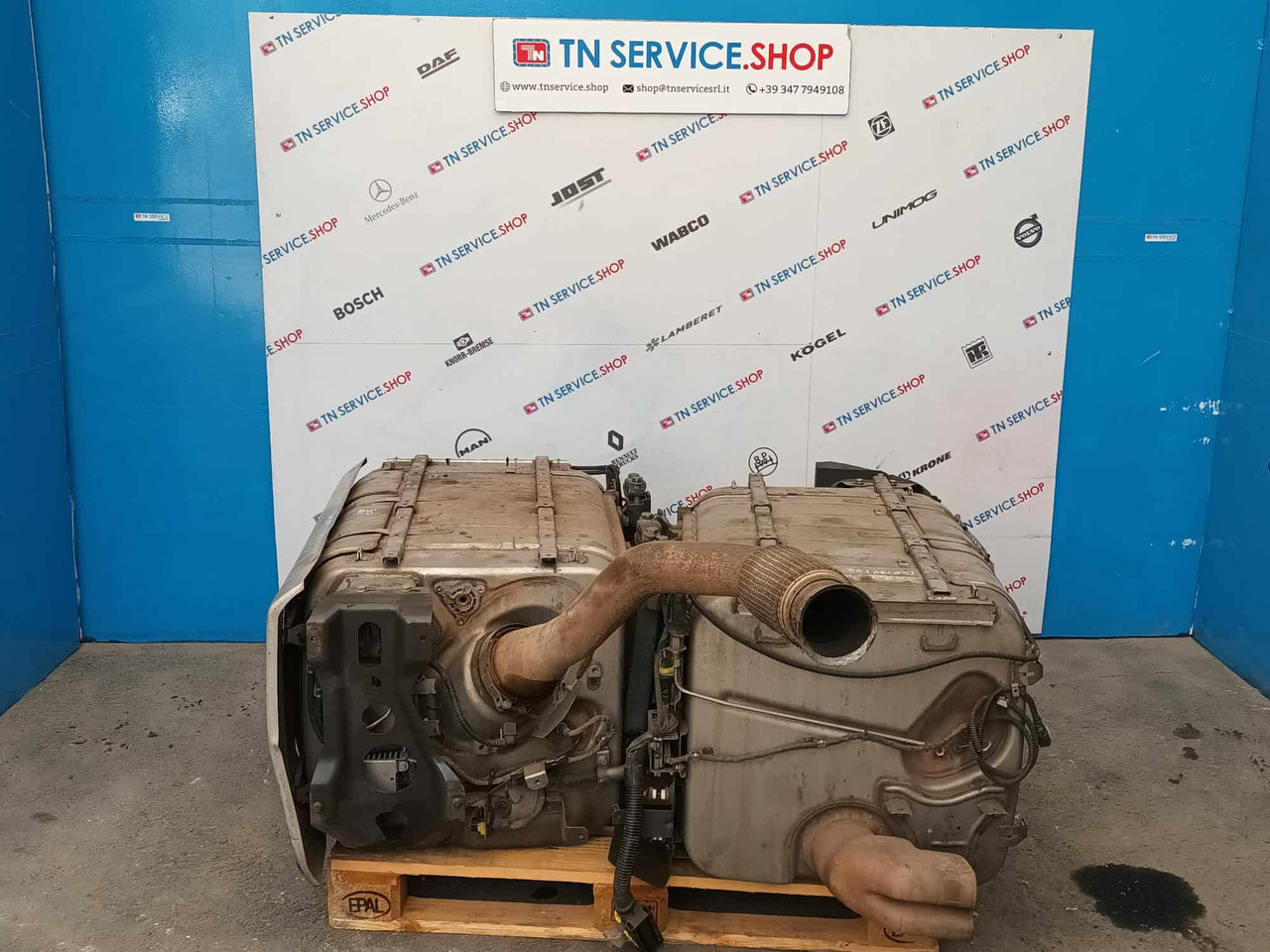 Catalizzatore Mercedes-Benz MP4 - Moteur: photos 1 Catalizzatore Mercedes-Benz MP4 - Moteur: photos 1