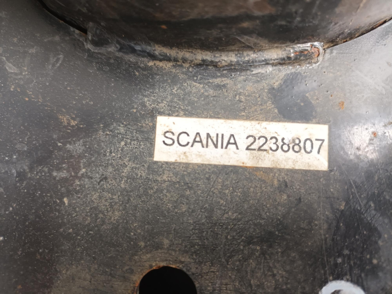 Supporto trasmissione Scania - Essieu et pièces: photos 2 Supporto trasmissione Scania - Essieu et pièces: photos 2
