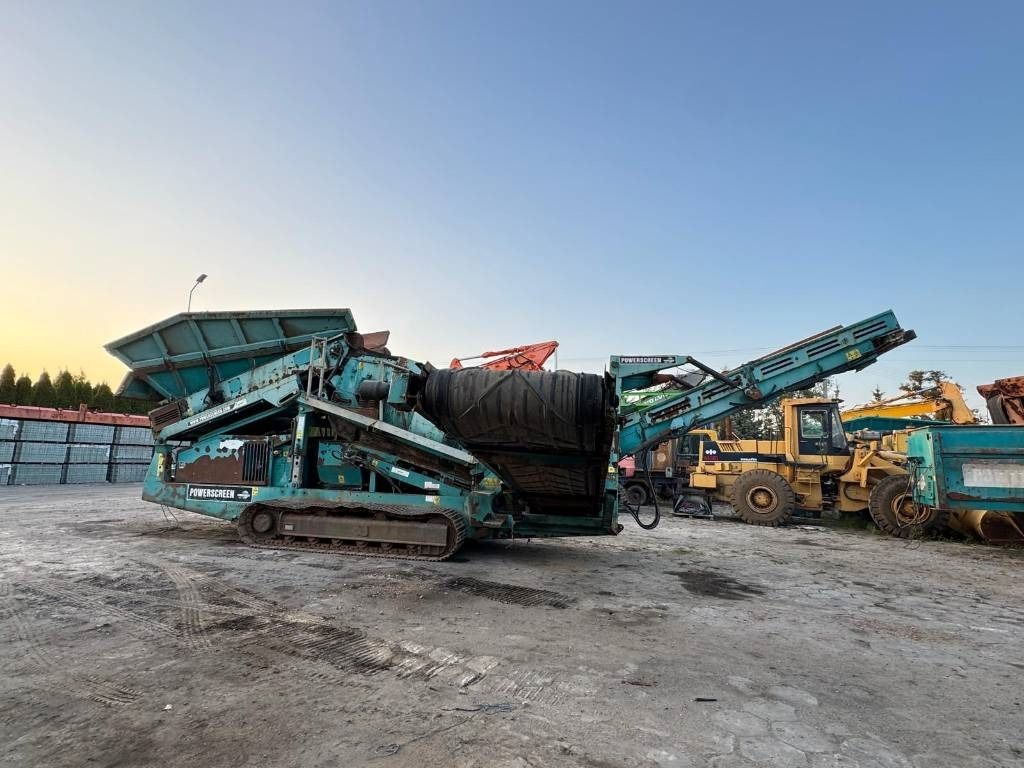 PowerScreen Warrior 1400 - Crible: photos 2 PowerScreen Warrior 1400 - Crible: photos 2