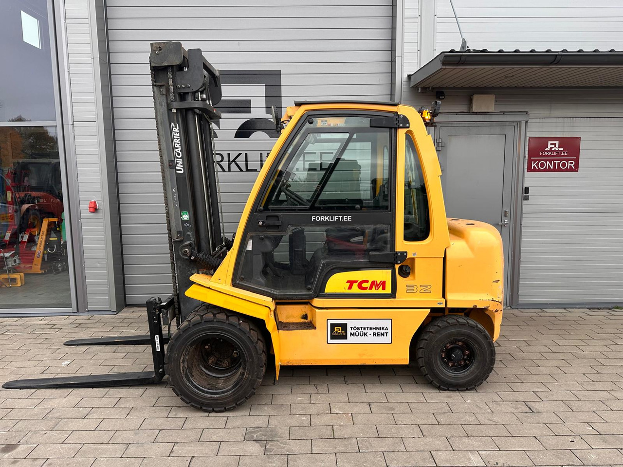 TCM YG1D2A32H - Chariot élévateur diesel: photos 2 TCM YG1D2A32H - Chariot élévateur diesel: photos 2