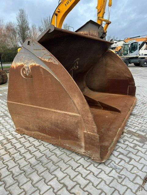 Volvo L350 Bucket 6000 Kilo - Godet pour pelle: photos 1 Volvo L350 Bucket 6000 Kilo - Godet pour pelle: photos 1