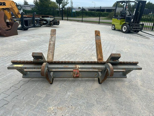 Volvo Pallet vorken 1300mm 6 Tons - Fourches: photos 2 Volvo Pallet vorken 1300mm 6 Tons - Fourches: photos 2