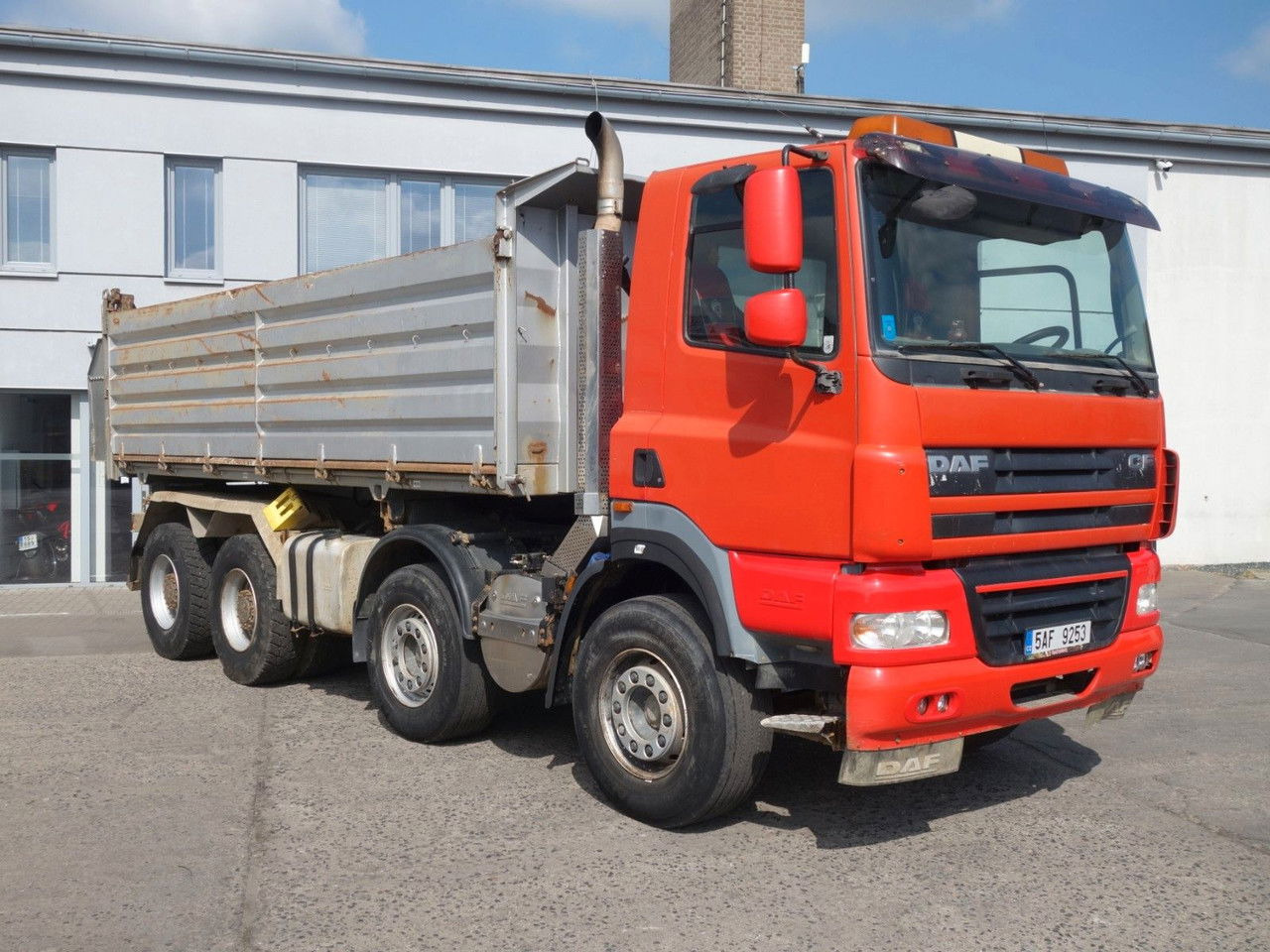 DAF CF 85.410 8x4 mit Meiller - Camion benne: photos 3 DAF CF 85.410 8x4 mit Meiller - Camion benne: photos 3