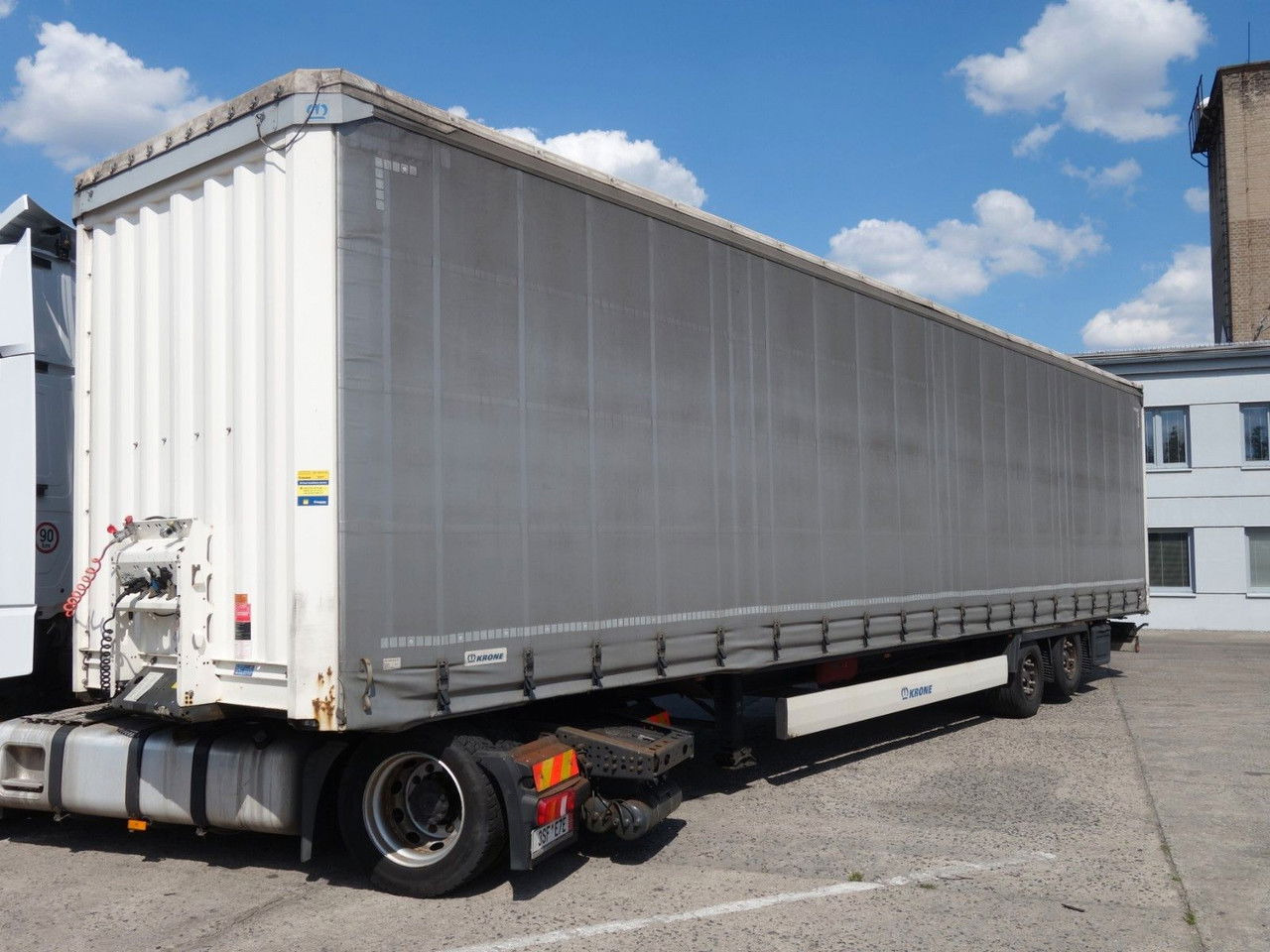 Krone SD Mega 2 Achse, 1 Liftachse, XL SD Mega 2 Achse, 1 Liftachse, XL - Semi-remorque rideaux coulissants: photos 1 Krone SD Mega 2 Achse, 1 Liftachse, XL SD Mega 2 Achse, 1 Liftachse, XL - Semi-remorque rideaux coulissants: photos 1