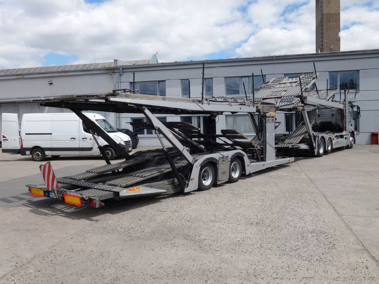 Mercedes-Benz Actros 2443 mit Rolfo FLX, Certifikation VDI - Camion porte-voitures: photos 3 Mercedes-Benz Actros 2443 mit Rolfo FLX, Certifikation VDI - Camion porte-voitures: photos 3