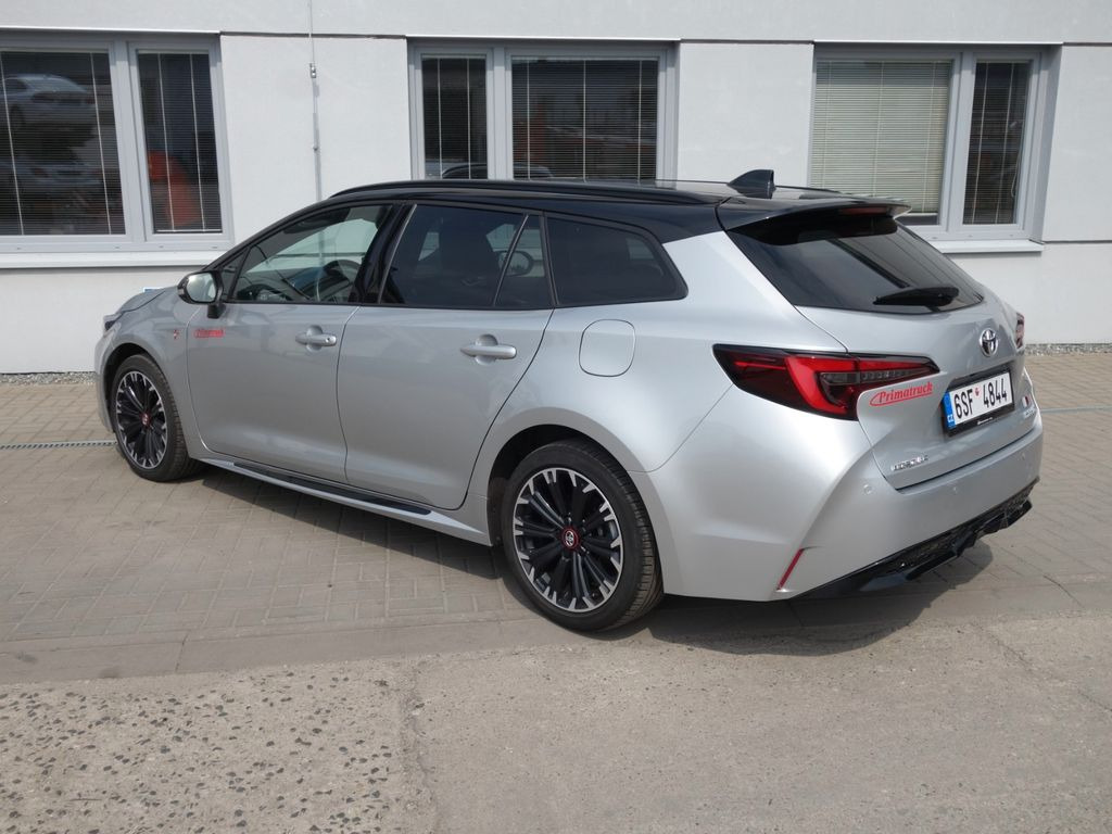 Toyota Corolla Touring 2,0 Hybrid GR Sport - Voiture: photos 5 Toyota Corolla Touring 2,0 Hybrid GR Sport - Voiture: photos 5
