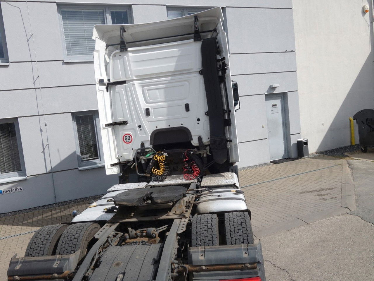 Tracteur routier Mercedes-Benz Actros 1842 Lsnrl: photos 6 Tracteur routier Mercedes-Benz Actros 1842 Lsnrl: photos 6