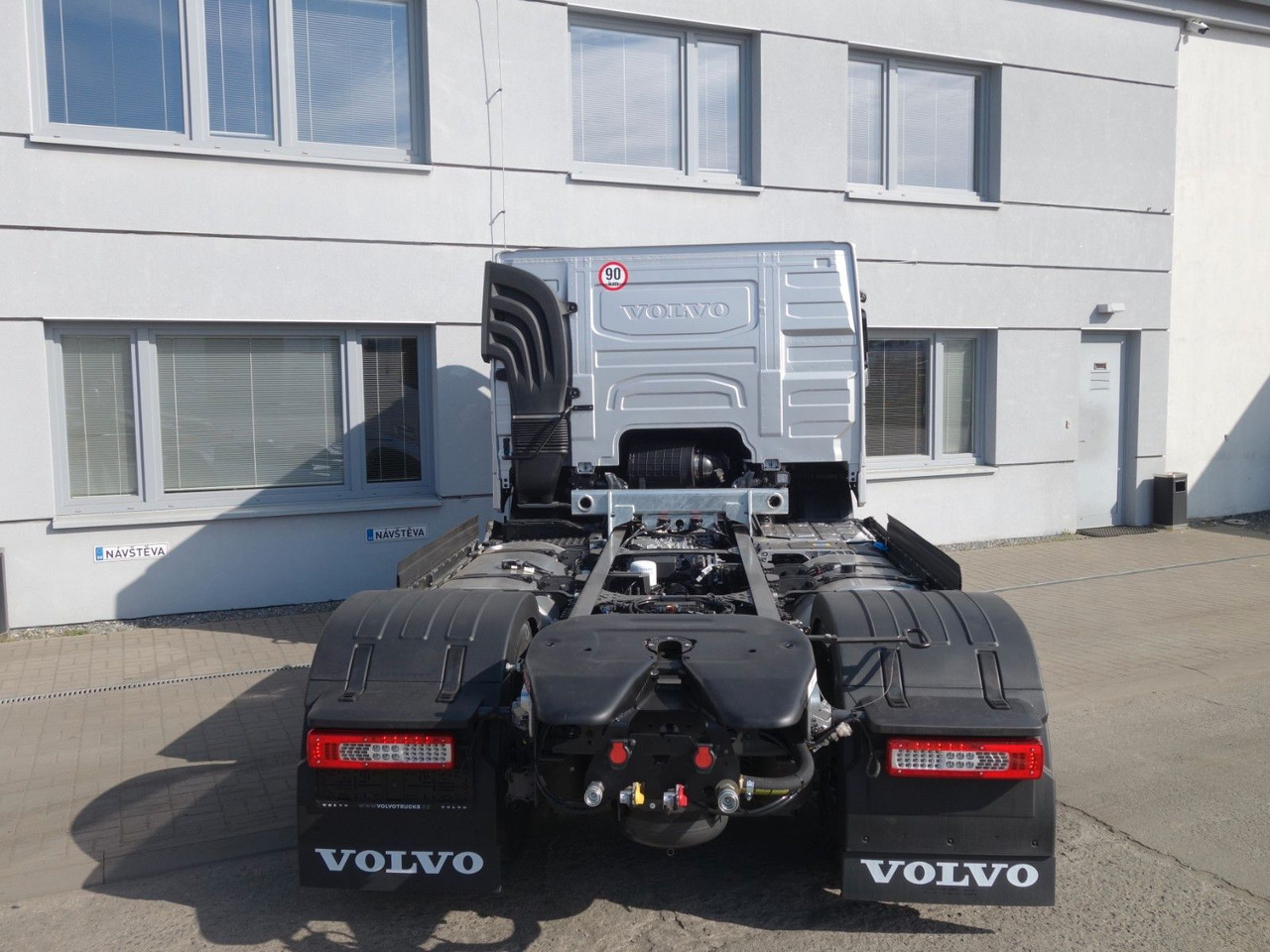 Volvo FM 13, 460 PS, Retarder, fur Euro Lohr, Neue Volvo FM 13, 460 PS, Retarder, fur Euro Lohr, Neue - Camion porte-voitures: photos 5 Volvo FM 13, 460 PS, Retarder, fur Euro Lohr, Neue Volvo FM 13, 460 PS, Retarder, fur Euro Lohr, Neue - Camion porte-voitures: photos 5