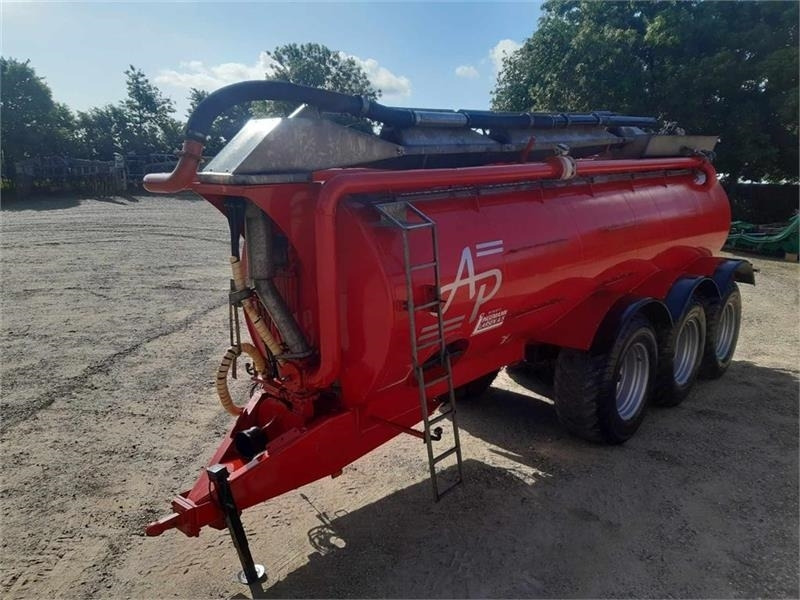 AP GV 25 - Tonne à lisier: photos 3 AP GV 25 - Tonne à lisier: photos 3
