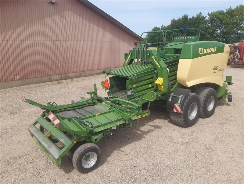 Krone Big Pack 1290 HDP II XC m. Balecollect 1230 - Presse à balles cubiques: photos 3 Krone Big Pack 1290 HDP II XC m. Balecollect 1230 - Presse à balles cubiques: photos 3